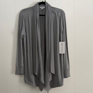 Athleta Pranayama Restore Wrap - NWT - size Small - Blue/Grey color